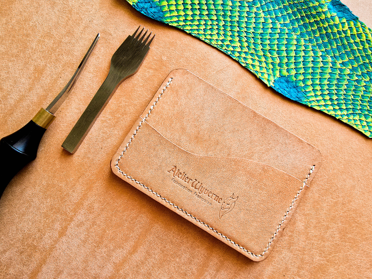 Porte-cartes cuir Wyverne — Naturel & Boué